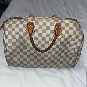 Louis Vuitton Speedy 30